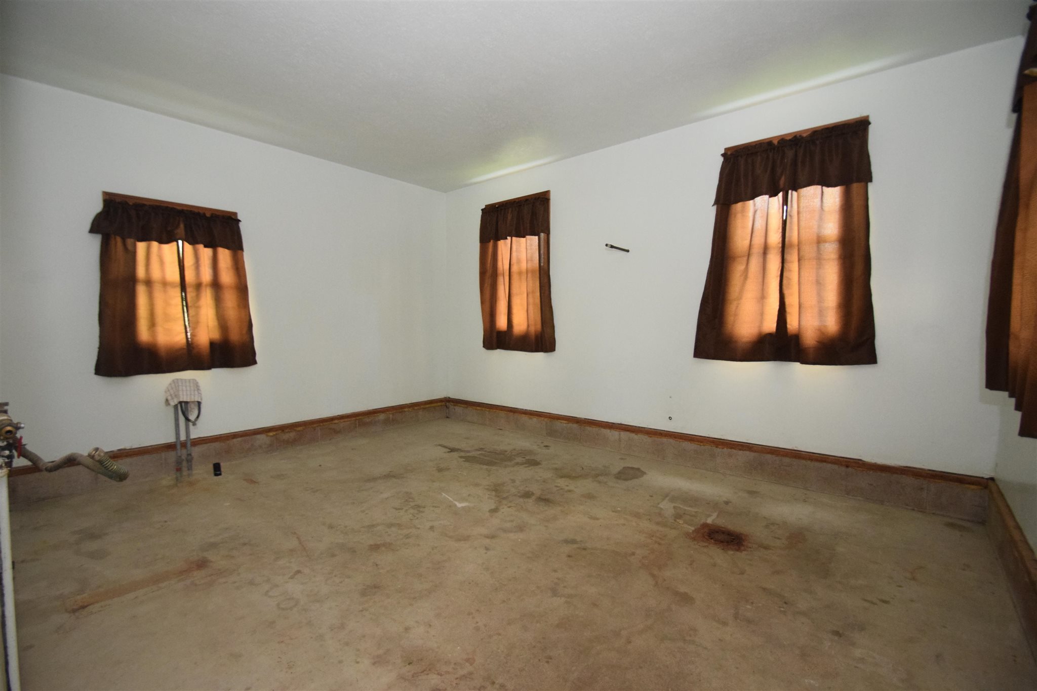 9036 State Rte 19 Etna Green, IN 46524 - Photo 8 of 36 Gallery Image 8