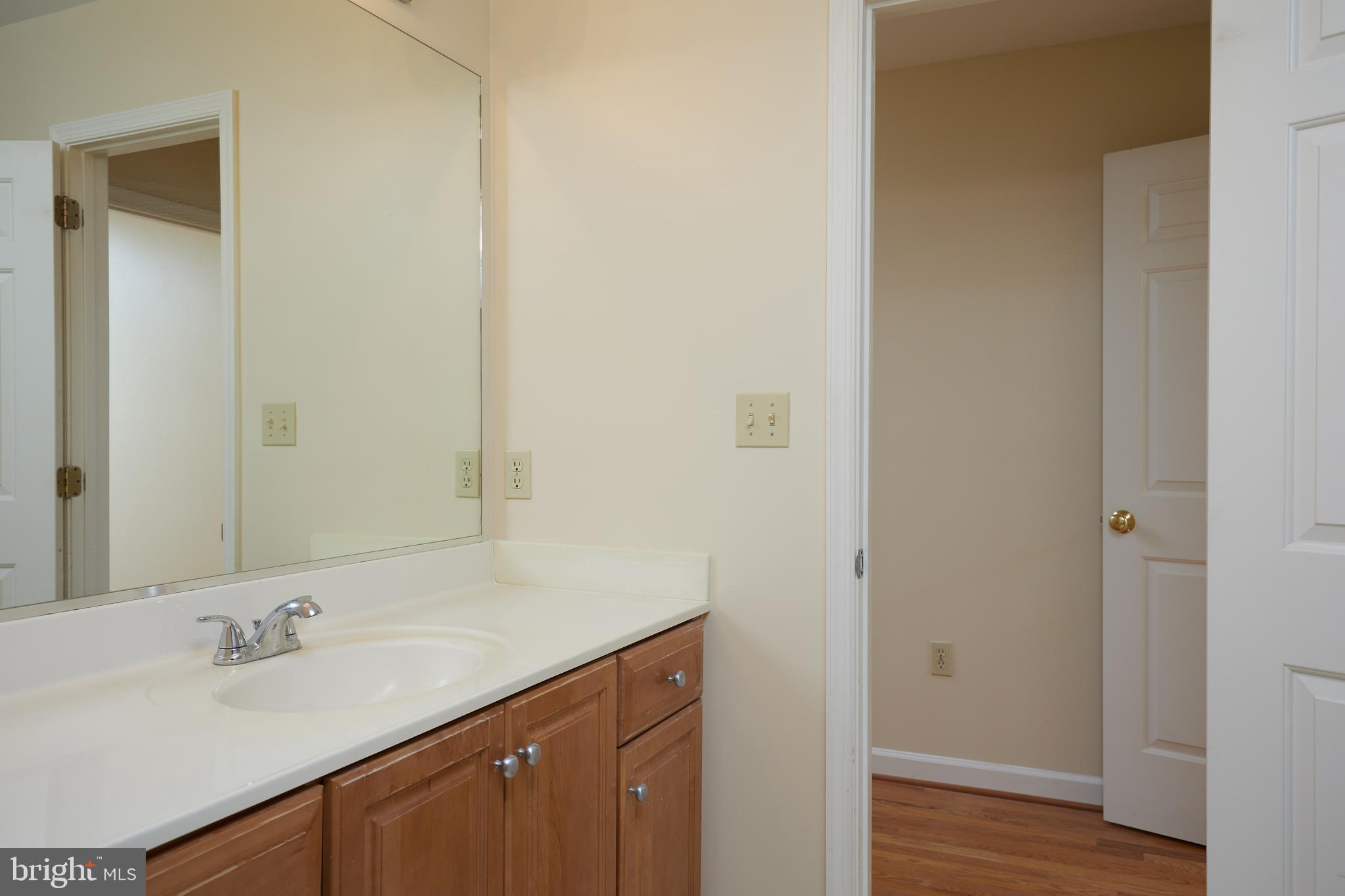 7823 Stable Way Potomac, MD 20854 - Photo 28 of 54