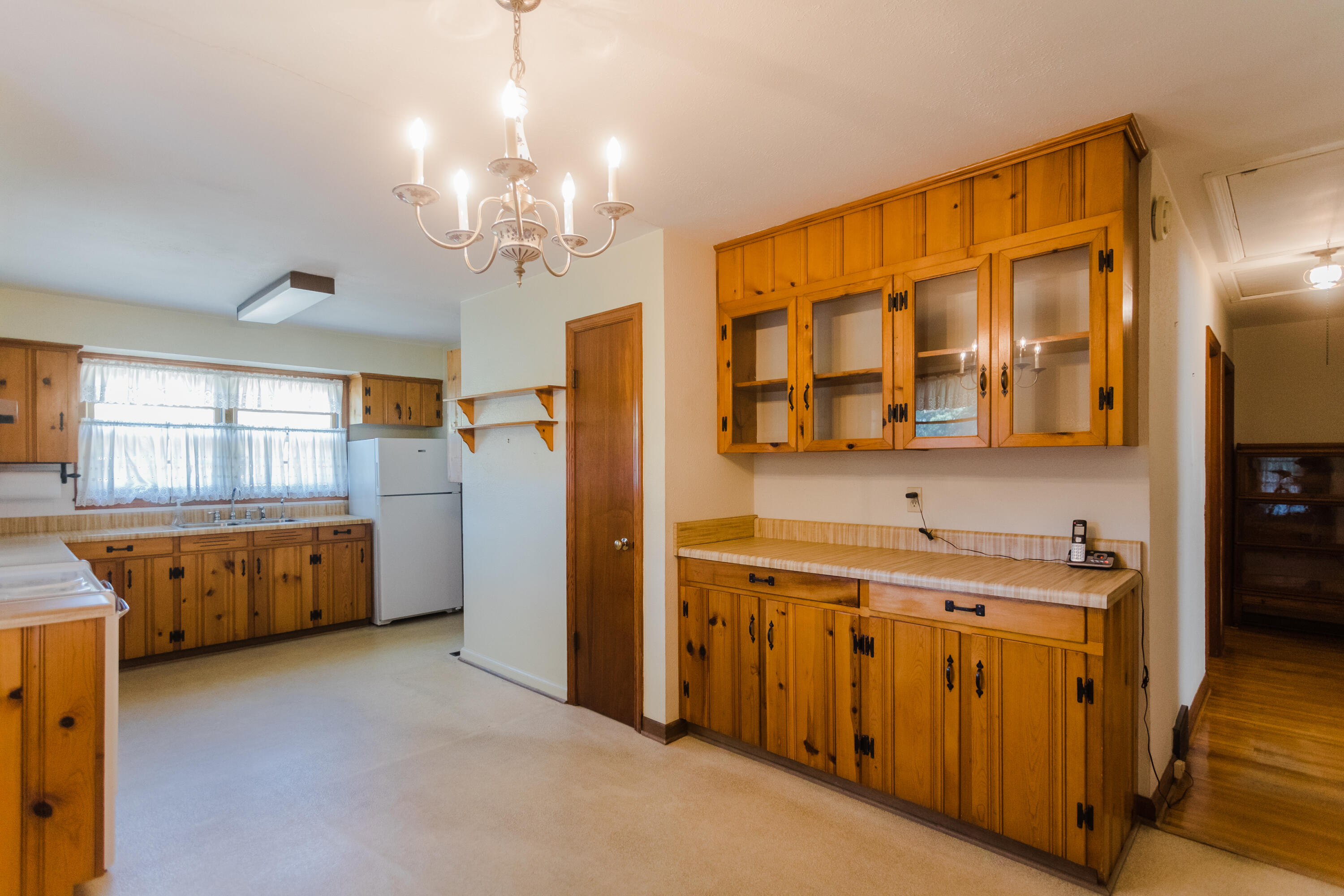 3329 Vaucluse Road Aiken, SC 29801 - Photo 8 of 26 BQ6A6824