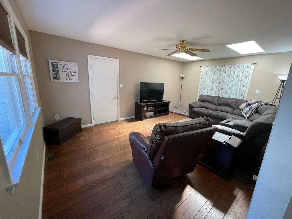 8965 East Kemper Road Montgomery, OH 45249 - Photo 3 of 23