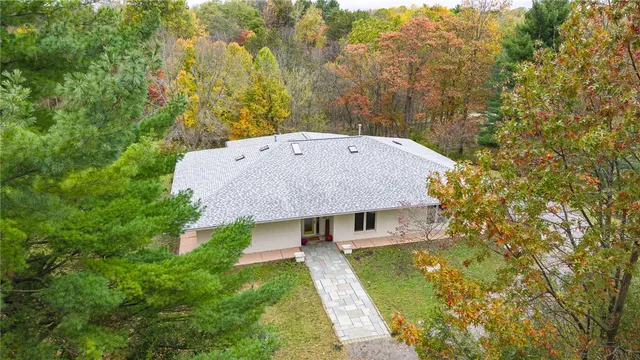 $719,900 | 3 Scr Lane, Perinton, NY 14450