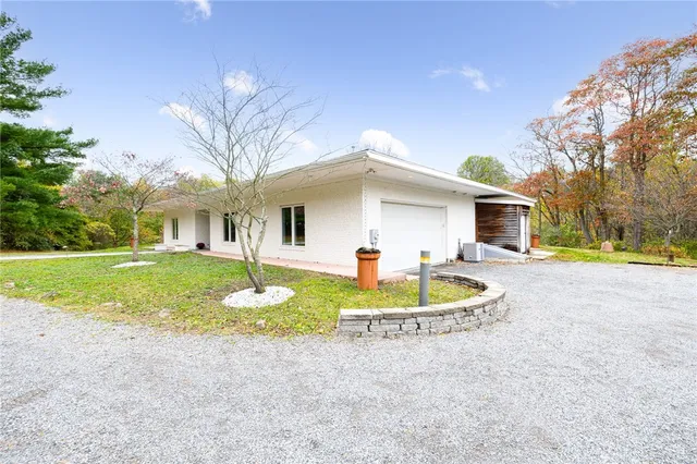 $719,900 | 3 Scr Lane, Perinton, NY 14450