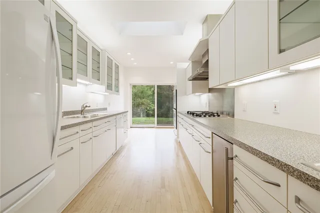 $719,900 | 3 Scr Lane, Perinton, NY 14450