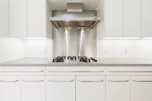 $719,900 | 3 Scr Lane, Perinton, NY 14450