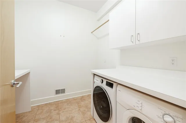 $719,900 | 3 Scr Lane, Perinton, NY 14450