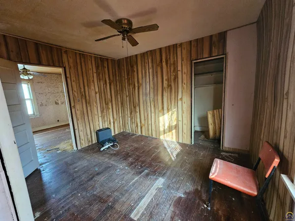 $31,000 | 514 South Mulberry Street, Madison, KS 66860