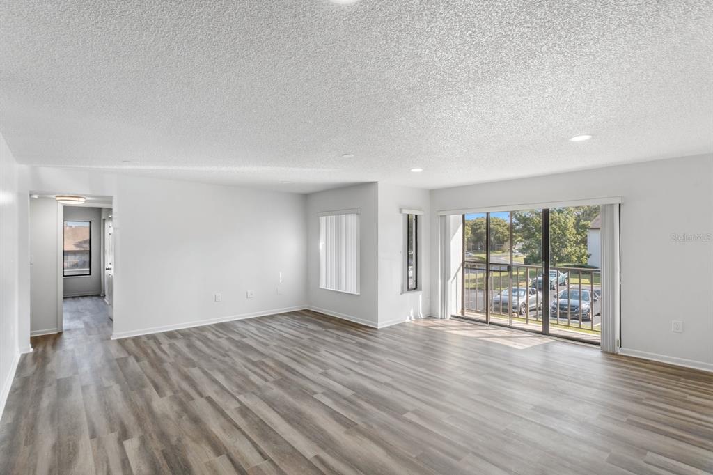 2522 Pine Ridge Way South, Unit D2 Palm Harbor, FL 34684 - Photo 6 of 27