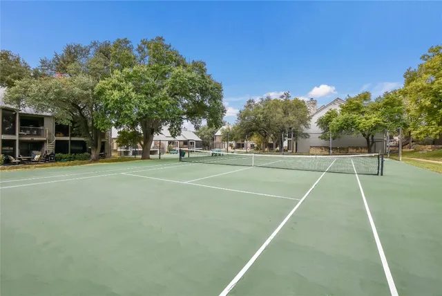 $2,000 | 195 World Of Tennis Square, Lakeway, TX 78738