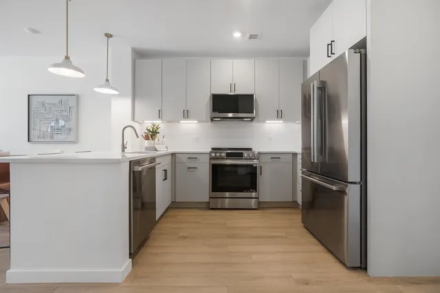 $524,900 | 80 Constitution Avenue, Unit 310, Portsmouth, NH 03801