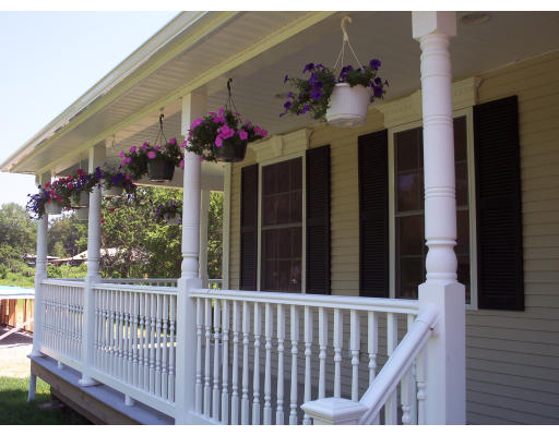 167 Freeman Road Charlton, MA 01507 - Photo 11 of 30