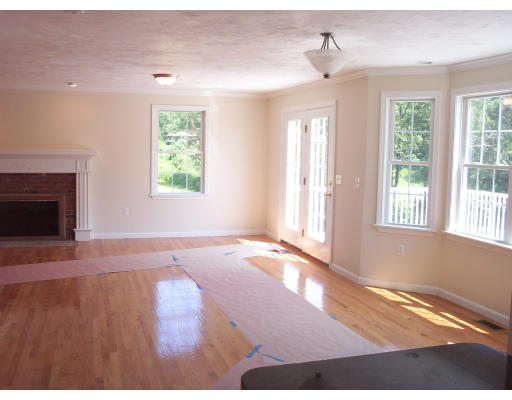 167 Freeman Road Charlton, MA 01507 - Photo 14 of 30