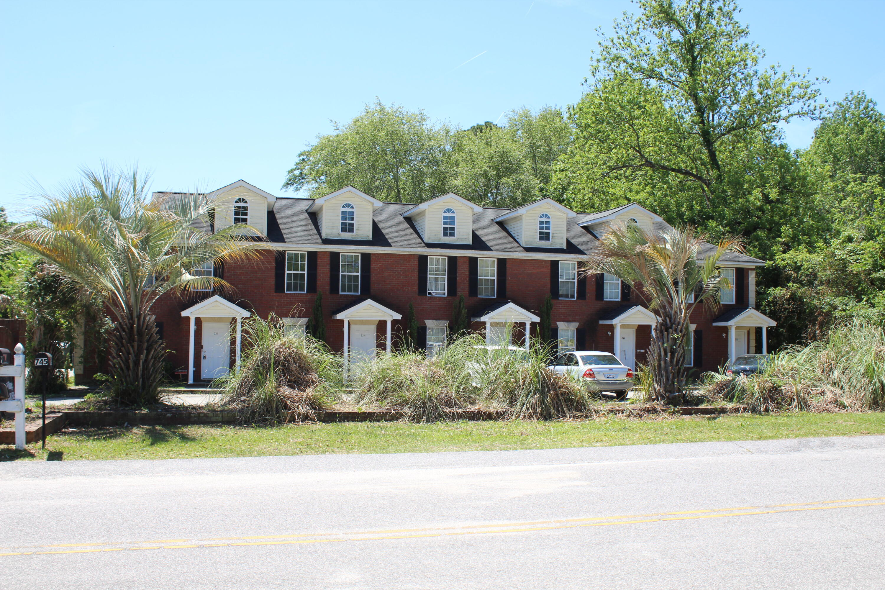 745 Colleton Street Orangeburg, SC 29115 - Photo 1 of 3 IMG_4587