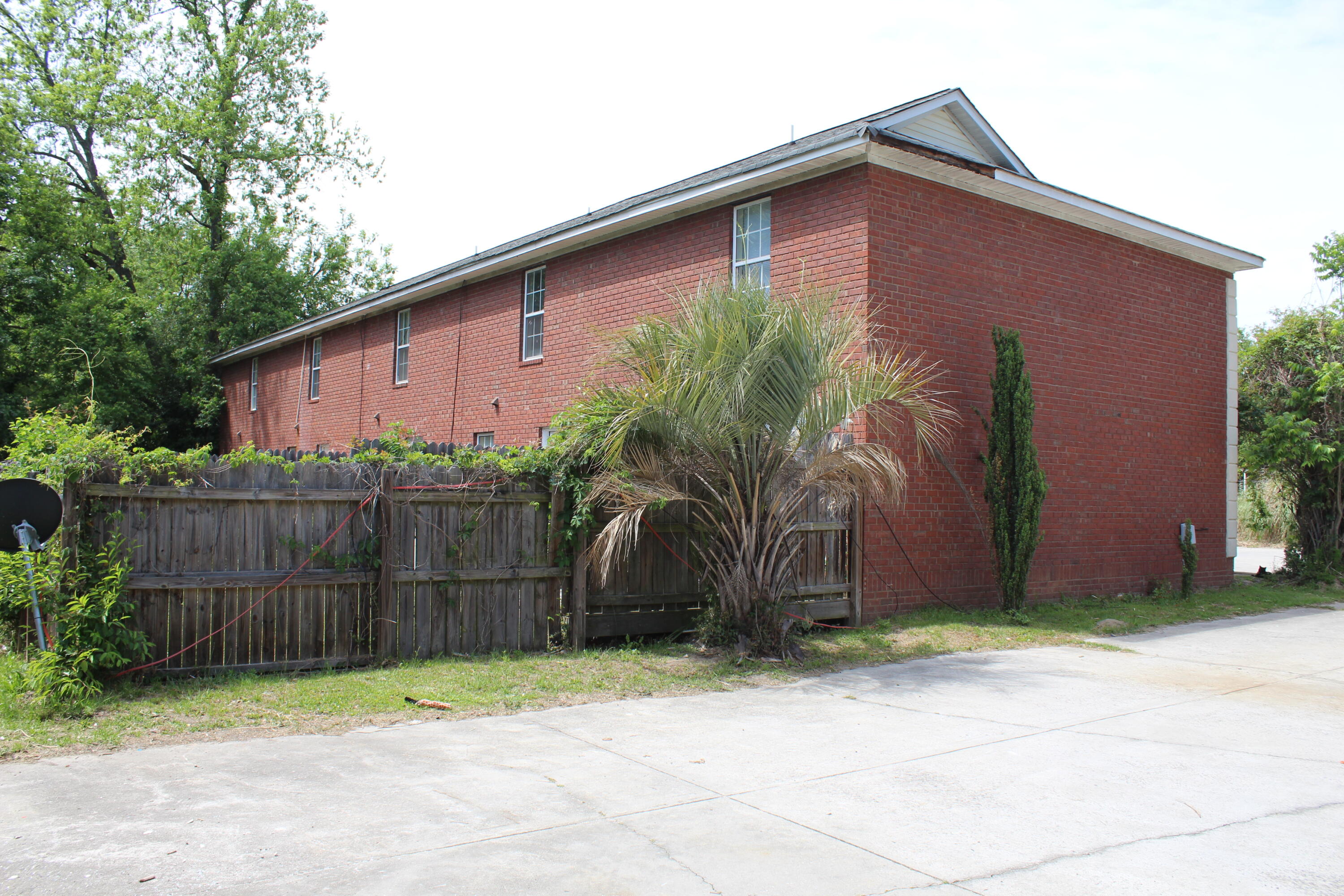 745 Colleton Street Orangeburg, SC 29115 - Photo 3 of 3 IMG_4593
