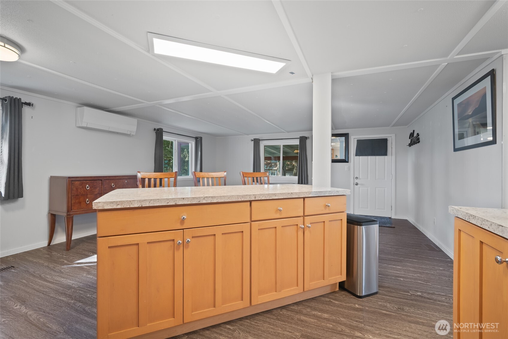 6978 Hannegan Road Lynden, WA 98264 - Photo 14 of 37 a spacious bathroom with a sink and mirror
