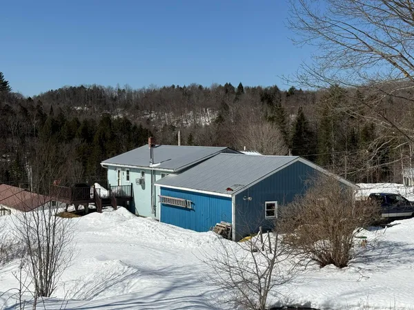 $375,000 | 68 Gilbert Road, Woodbury, VT 05650