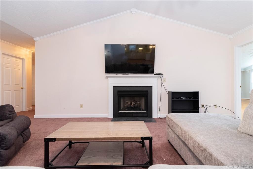 120 Meadowview Road Mocksville, NC 27028 - Photo 4 of 37 Gallery Image 4