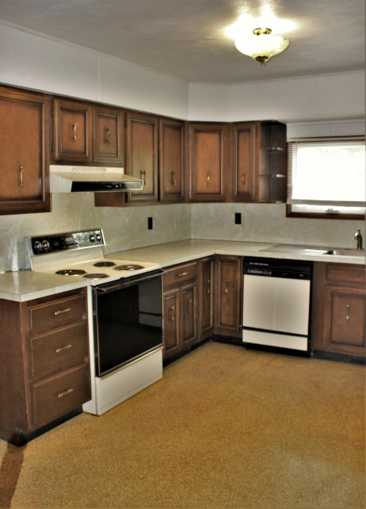 3490 North Alger Road, Unit APAR Alma, MI 48801 - Photo 4 of 31 IMG_8184final