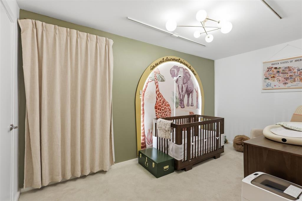 4329 Taos Road Dallas, TX 75209 - Photo 19 of 32