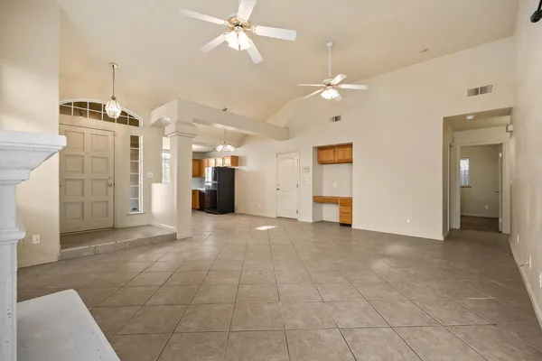 $383,000 | 988 Ramona Avenue, Clovis, CA 93727