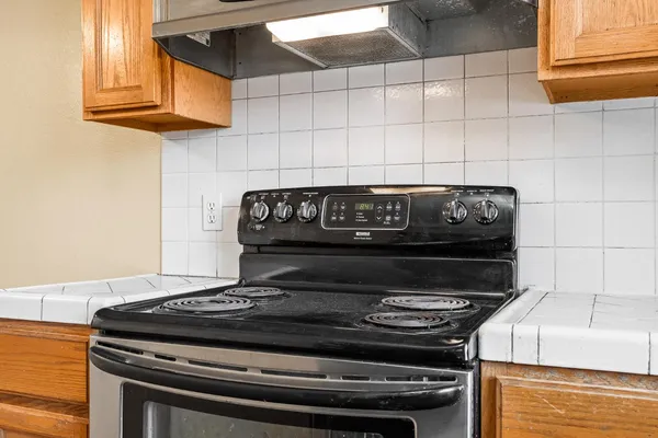 $383,000 | 988 Ramona Avenue, Clovis, CA 93727