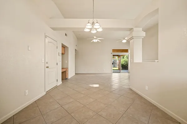 $383,000 | 988 Ramona Avenue, Clovis, CA 93727