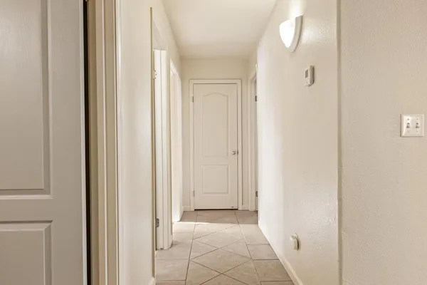 $383,000 | 988 Ramona Avenue, Clovis, CA 93727