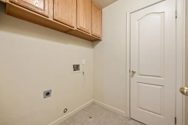 $383,000 | 988 Ramona Avenue, Clovis, CA 93727