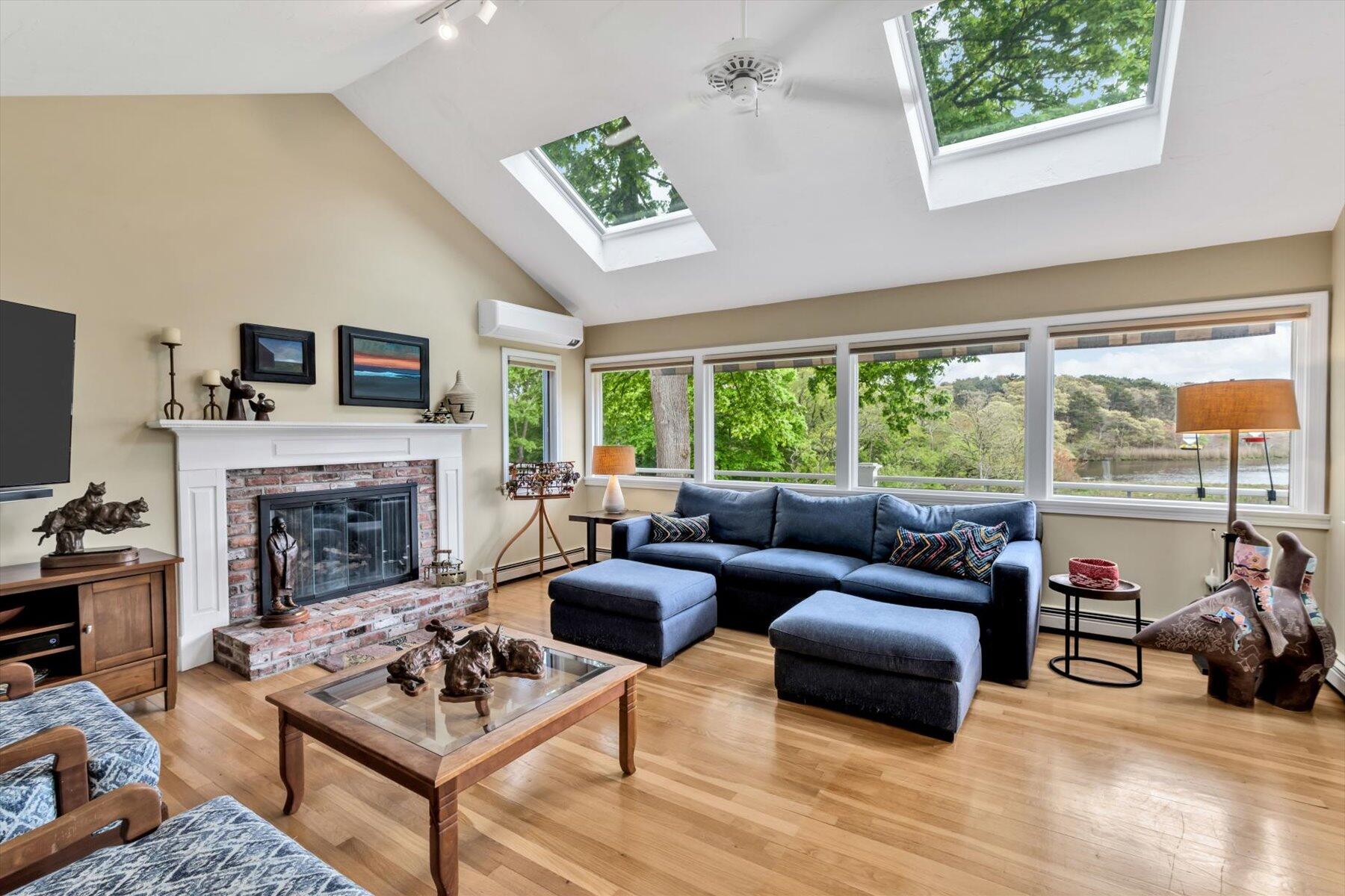 597 Orleans Road North Chatham, MA 02650 - Photo 32 of 76 Living Room