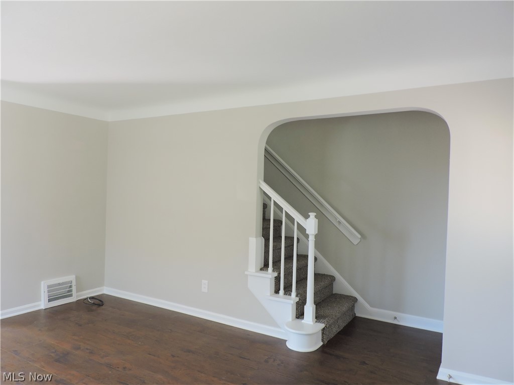4580 Roadoan Road Brooklyn, OH 44144 - Photo 3 of 21