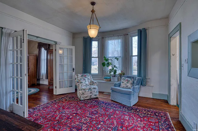 $729,900 | 2923-2925 West Mill Road, Evansville, IN 47720