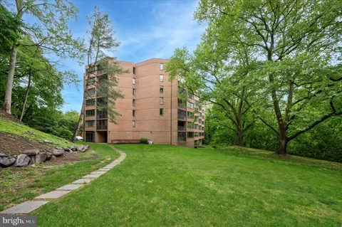 $239,900 | 19 Rock Hill Road, Unit 7D, Bala Cynwyd, PA 19004