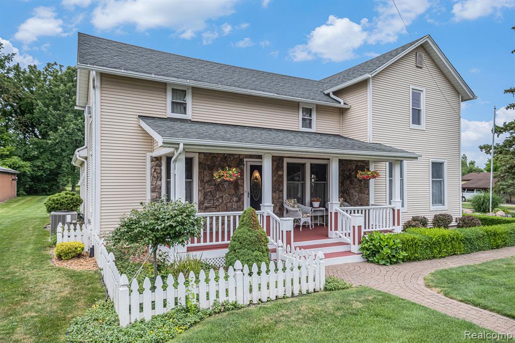 7488 South Jennings Road Swartz Creek, MI 48473 - Photo 2 of 35 Gallery Image 2