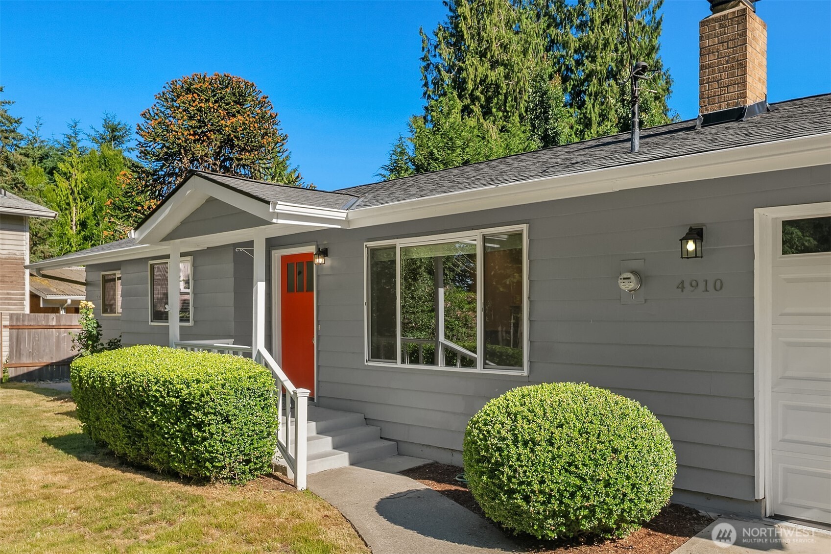 4910 Northeast 7th Street Renton, WA 98059 - Photo 2 of 26