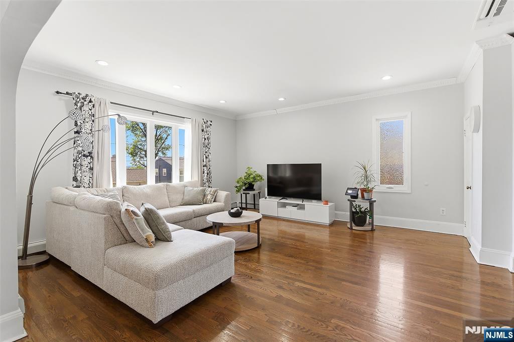 171 Madison Street Wood-Ridge, NJ 07075 - Photo 5 of 36