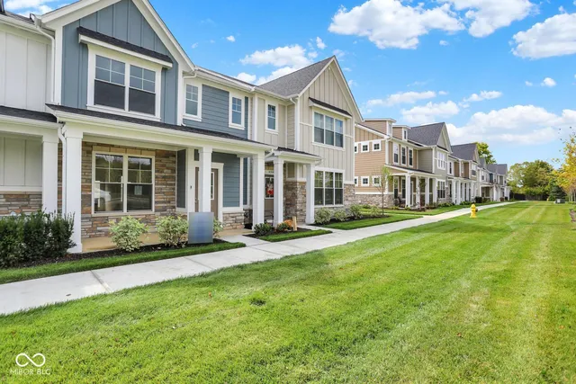 $289,000 | 8558 Goldfinch Road, Brownsburg, IN 46112