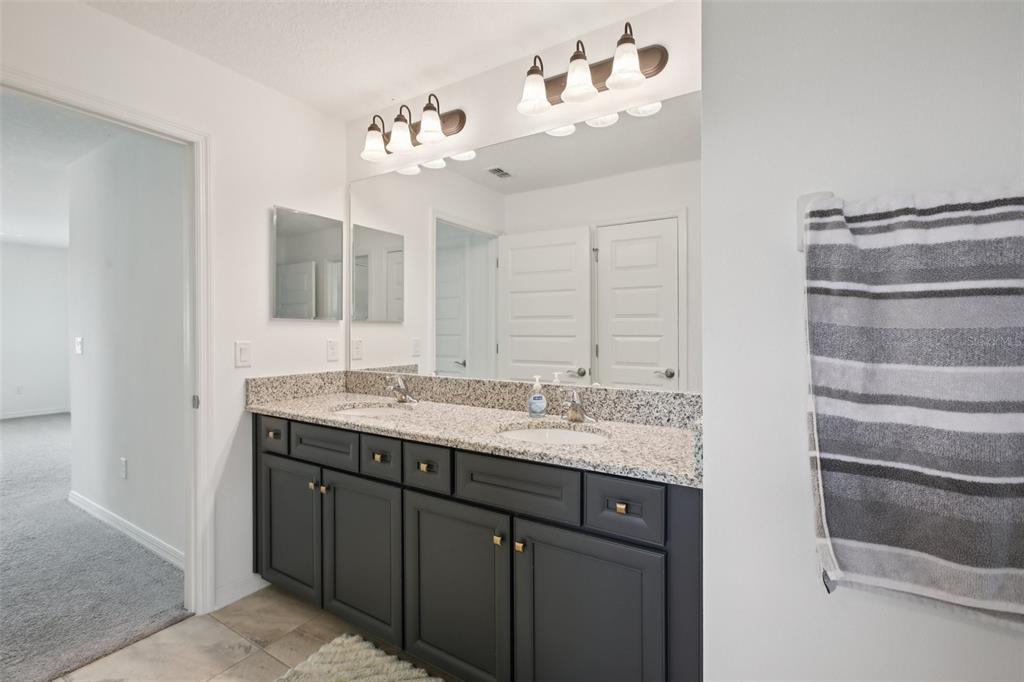 9508 Pyrenees Place Seffner, FL 33584 - Photo 32 of 45