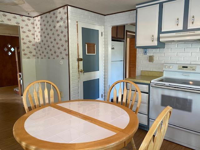 158 State Road Kittery, ME 03904 - Photo 7 of 27 IMG_9977