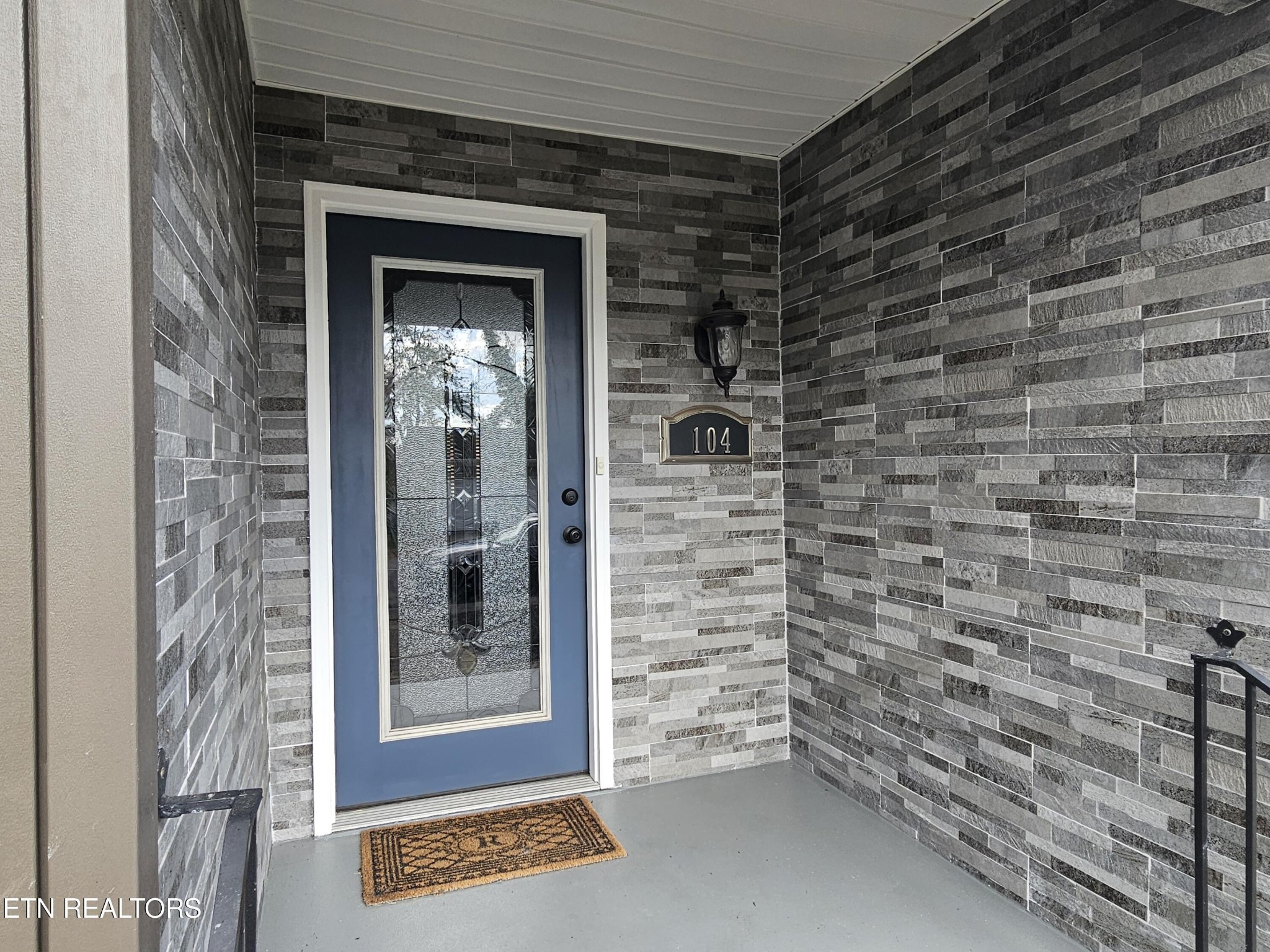 104 Thayer Lane Oak Ridge, TN 37830 - Photo 6 of 38