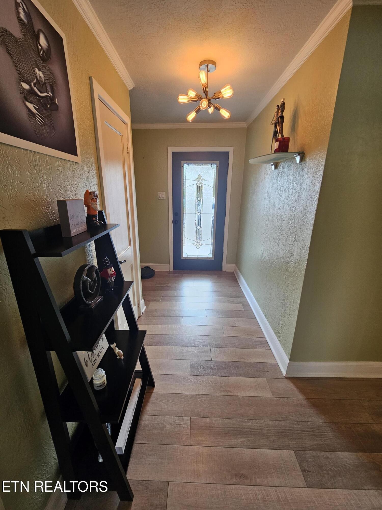 104 Thayer Lane Oak Ridge, TN 37830 - Photo 7 of 38