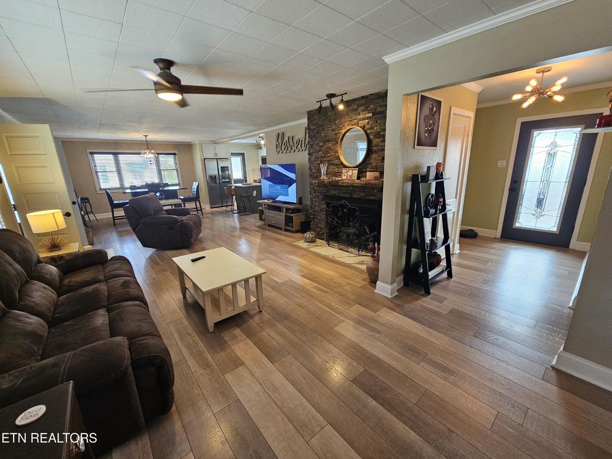 104 Thayer Lane Oak Ridge, TN 37830 - Photo 8 of 38