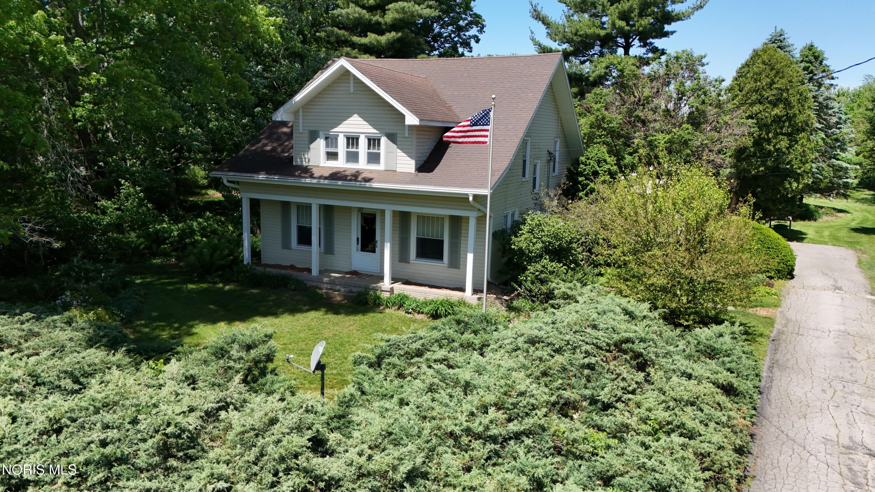 9844 South River Road Waterville, OH 43566 - Photo 2 of 61 9844 S River Rd (12)