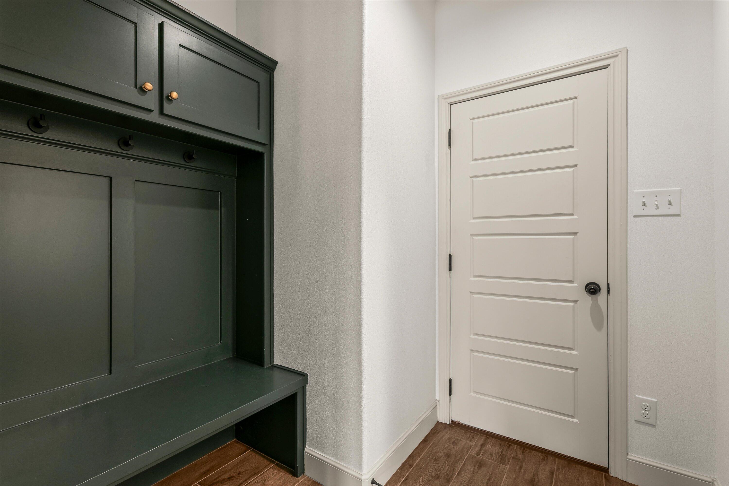 5719 116th Street Lubbock, TX 79424 - Photo 26 of 31 a view of a closet