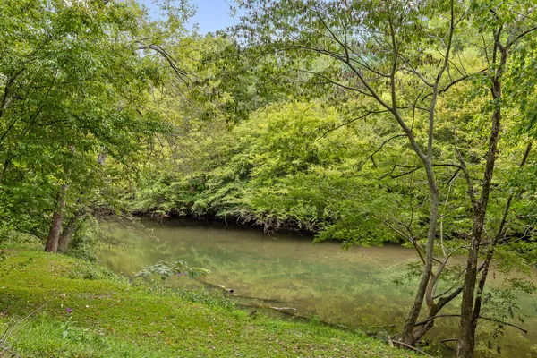 $575,000 | 9112 Highway 41, Ringgold, GA 30736