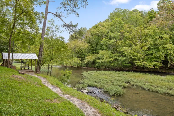 $575,000 | 9112 Highway 41, Ringgold, GA 30736