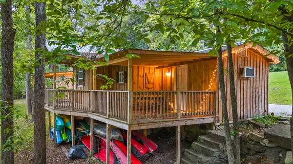 $575,000 | 9112 Highway 41, Ringgold, GA 30736