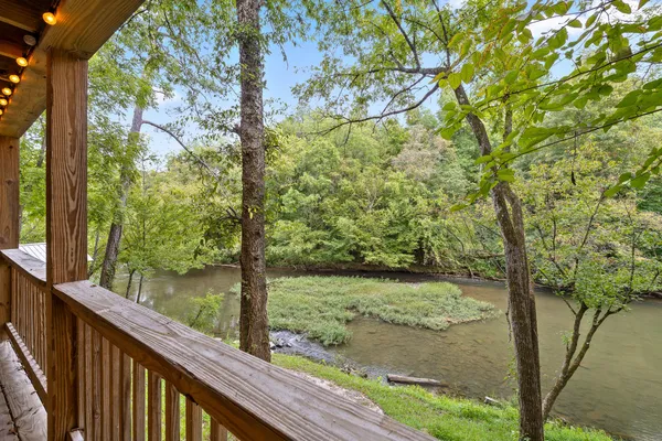 $575,000 | 9112 Highway 41, Ringgold, GA 30736