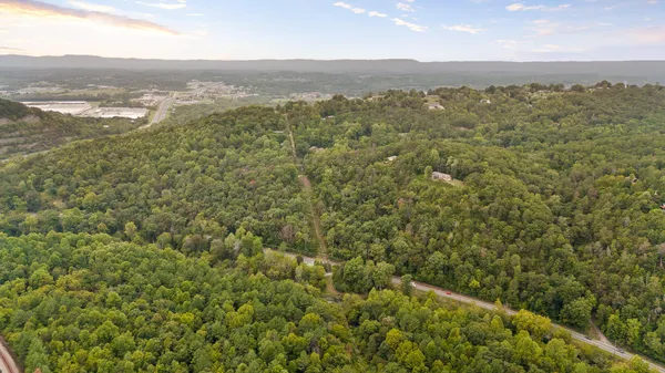 $575,000 | 9112 Highway 41, Ringgold, GA 30736