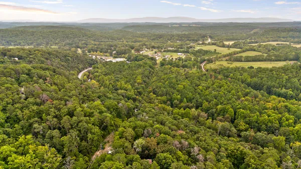 $575,000 | 9112 Highway 41, Ringgold, GA 30736