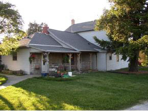 9341 East Division Road Akron, IN 46910 - Photo 2 of 4