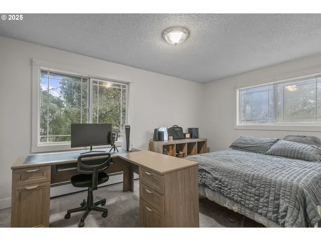 $420,000 | 292 Southeast Academy Street, Dallas, OR 97338